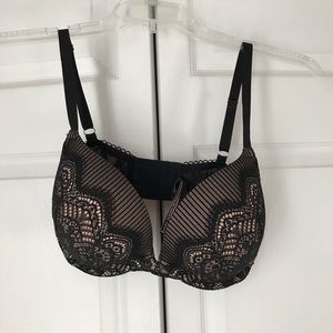 Black Lacey VS Push-up Bra